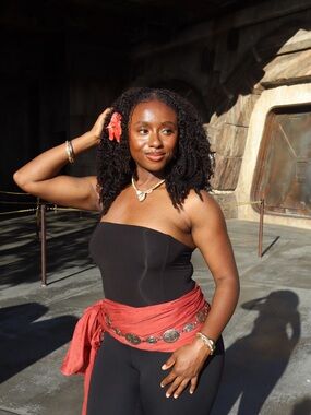 Meet your Posher, Victoria